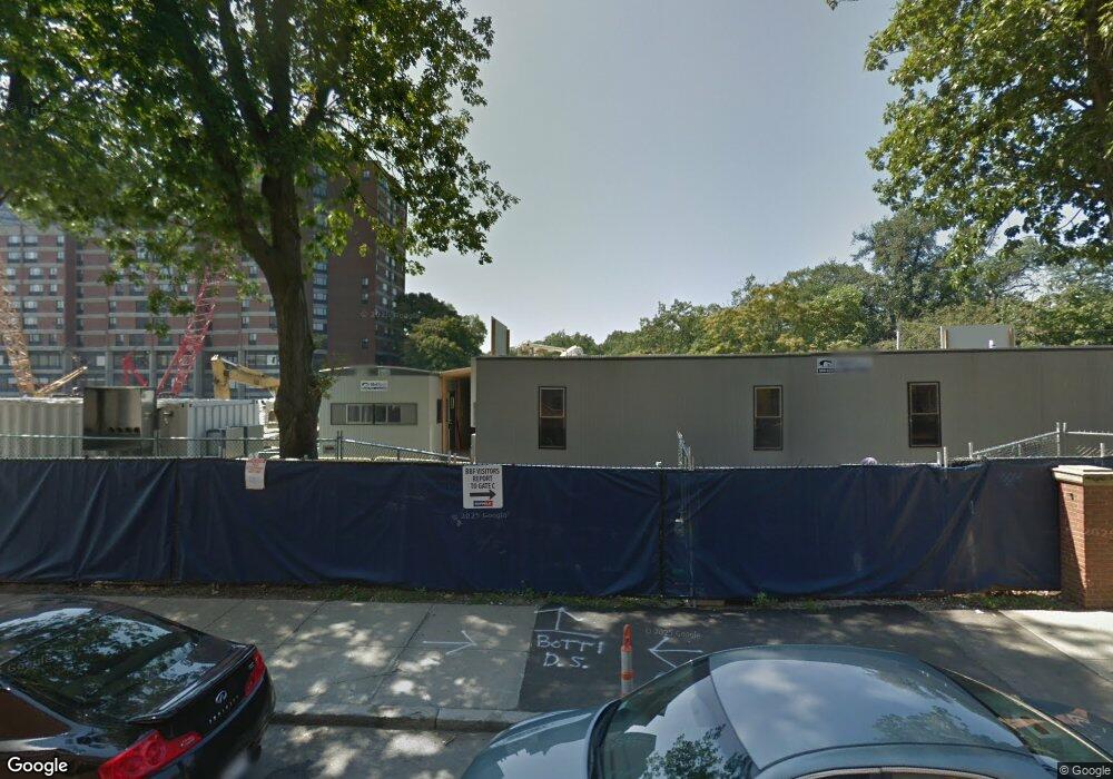 82 Fenwood Rd unit 1011, Boston, MA 02115 - photo 1