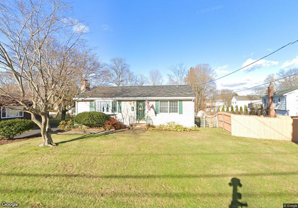 17 Hazel St, Norwalk, CT 06851 - photo 1