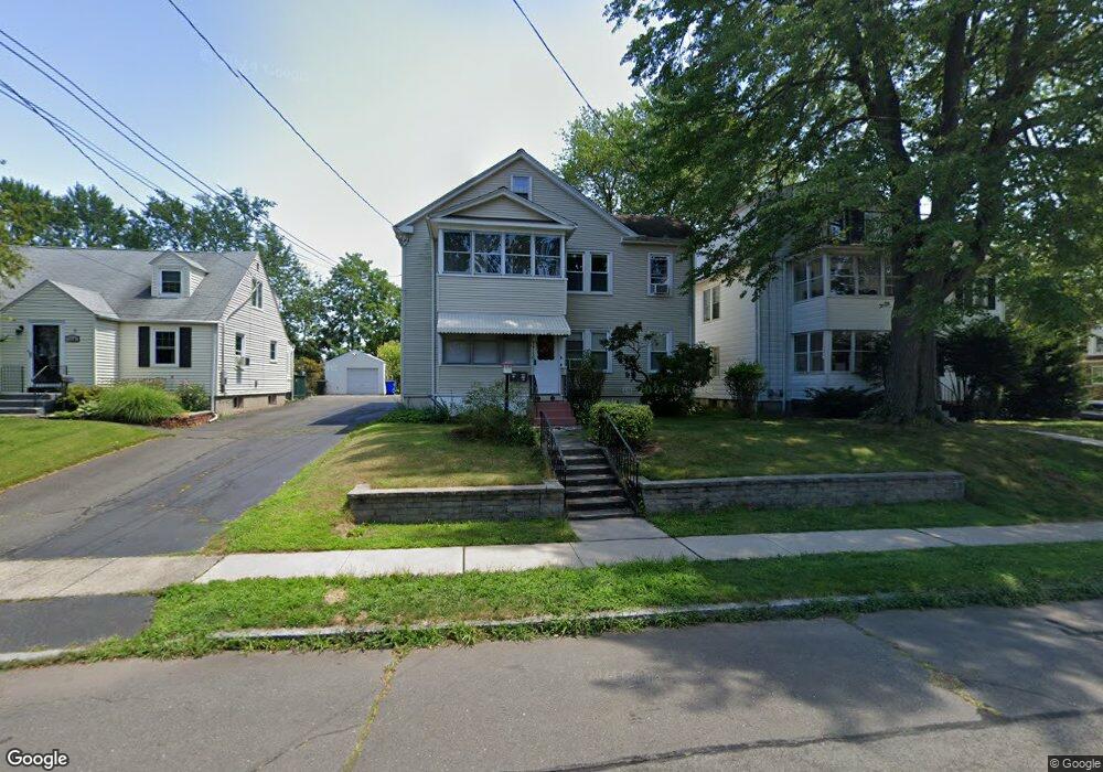 118 Cambridge St, West Hartford, CT 06110 - photo 1