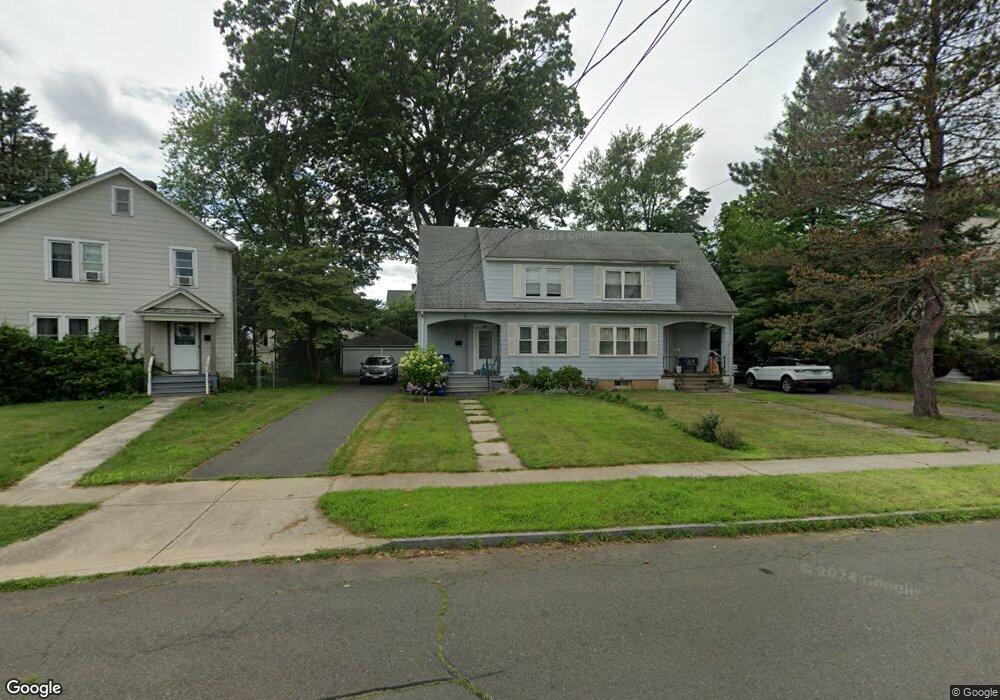 25 Washington Cir, West Hartford, CT 06119 - photo 1