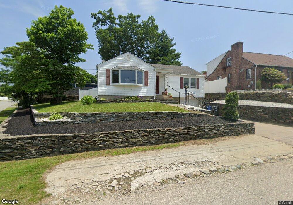 2 Hemlock Ave, Cranston, RI 02910 - photo 1