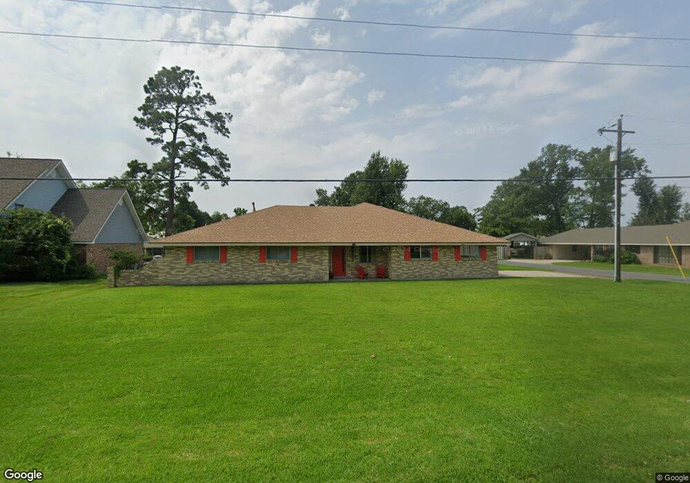 2029 Pin Oak Ln, Lake Charles, LA 70605 - photo 1