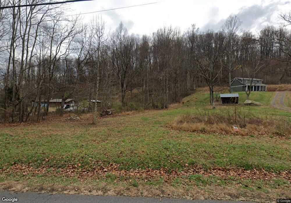 1505 Nethers Rd, Sperryville, VA 22740 - photo 1