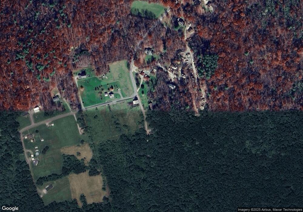 115 Homestead Ln, Falls, PA 18615 - photo 1