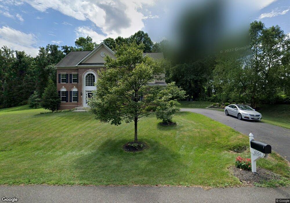 11307 Strawberry Glenn Ln, Glenn Dale, MD 20769 - photo 1