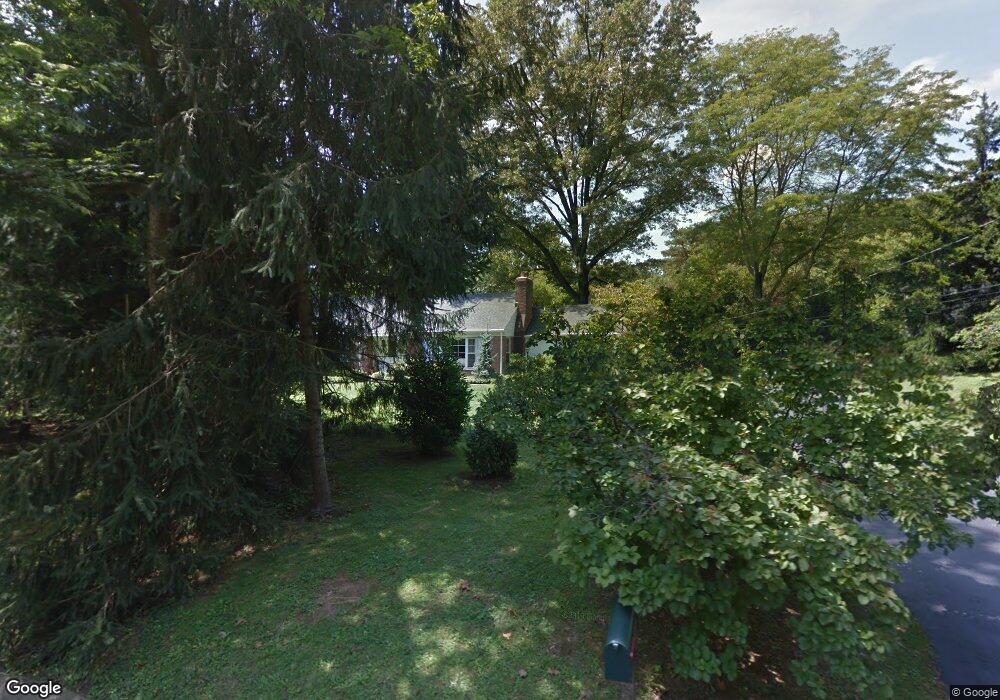 217 Pine Tree Rd, Wayne, PA 19087 - photo 1