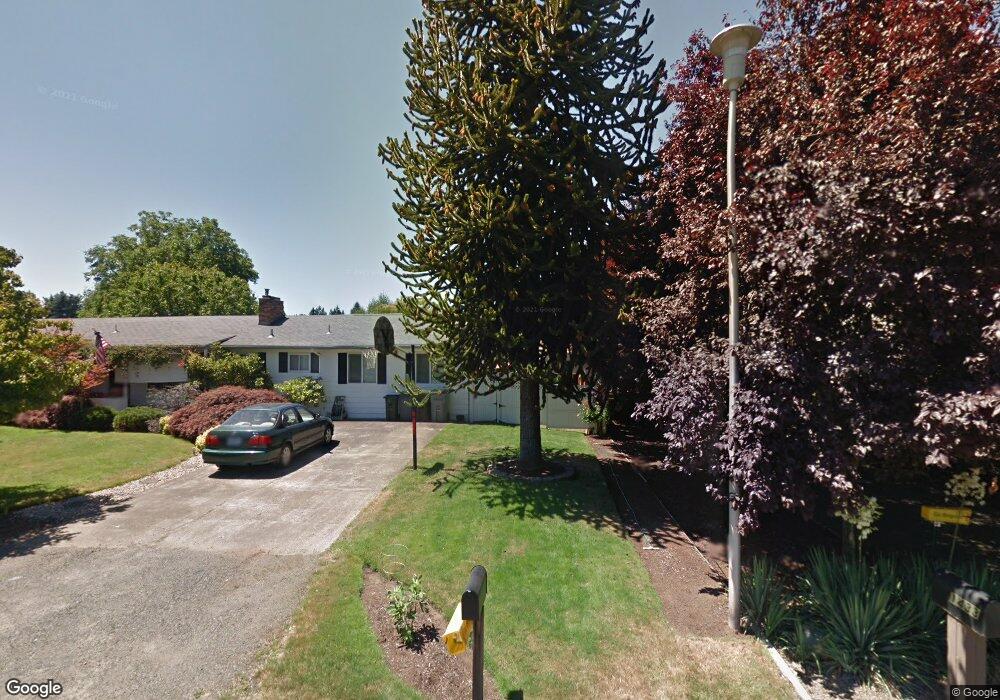 1433 N Maple St, Canby, OR 97013 - photo 1