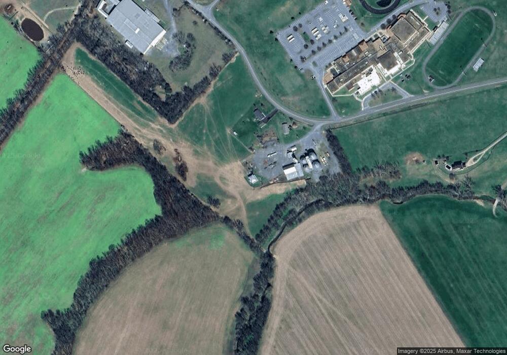 257 Stonewall Ln, Quicksburg, VA 22847 - photo 1