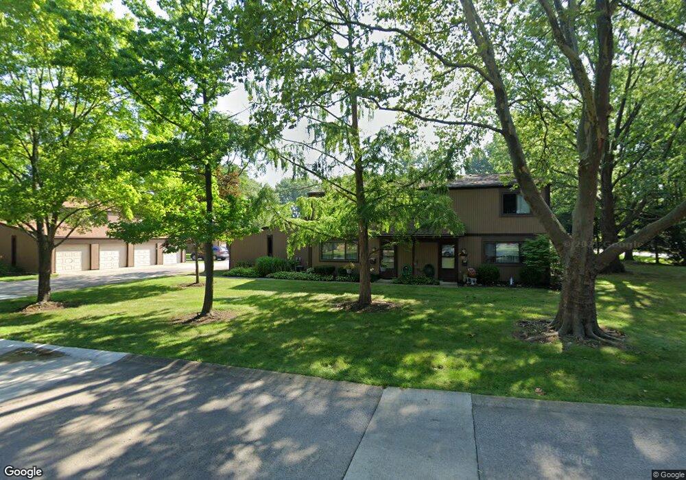 26723 Lake of the Falls Blvd, Olmsted Falls, OH 44138 - photo 1