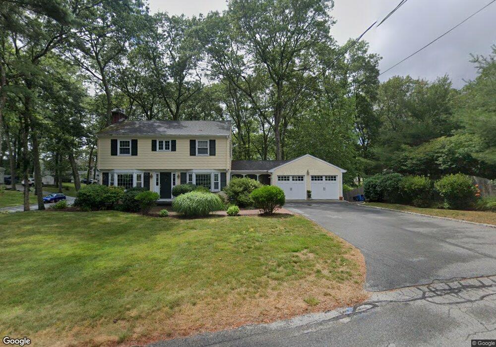 2 Nicholas Dr, Cumberland, RI 02864 - photo 1