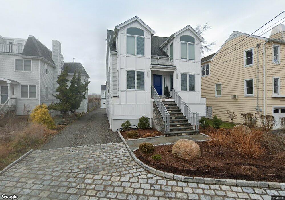 1024 Fairfield Beach Rd, Fairfield, CT 06824 - photo 1