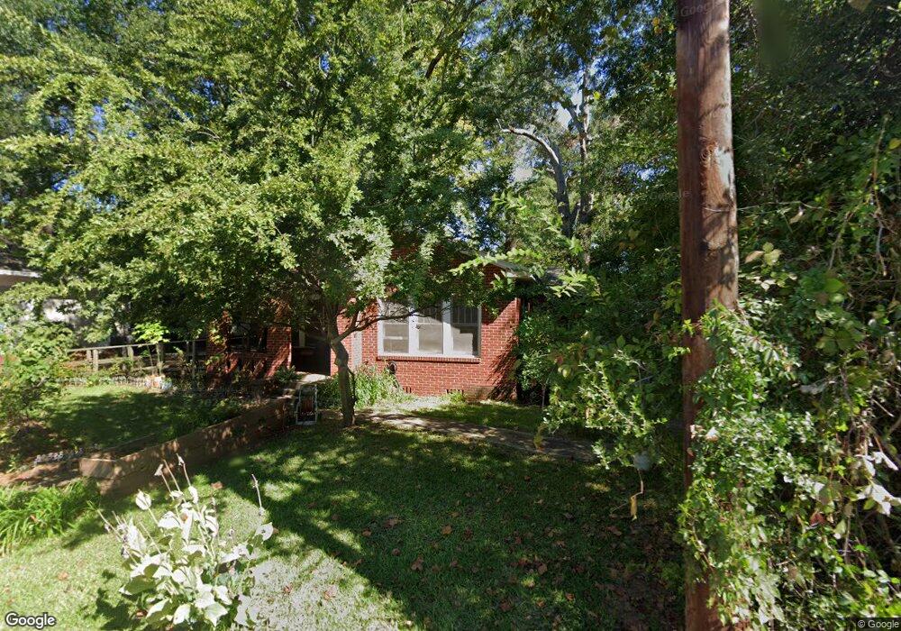 609 E Hospital St, Nacogdoches, TX 75961 - photo 1