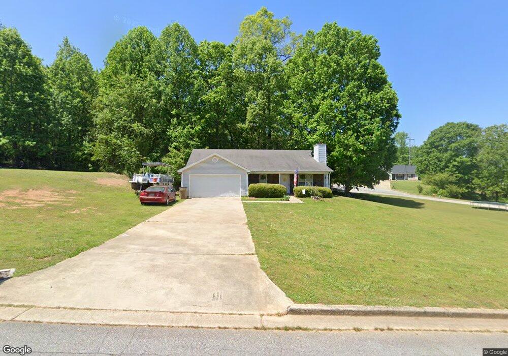 519 Hickeria Way, Winder, GA 30680 - photo 1