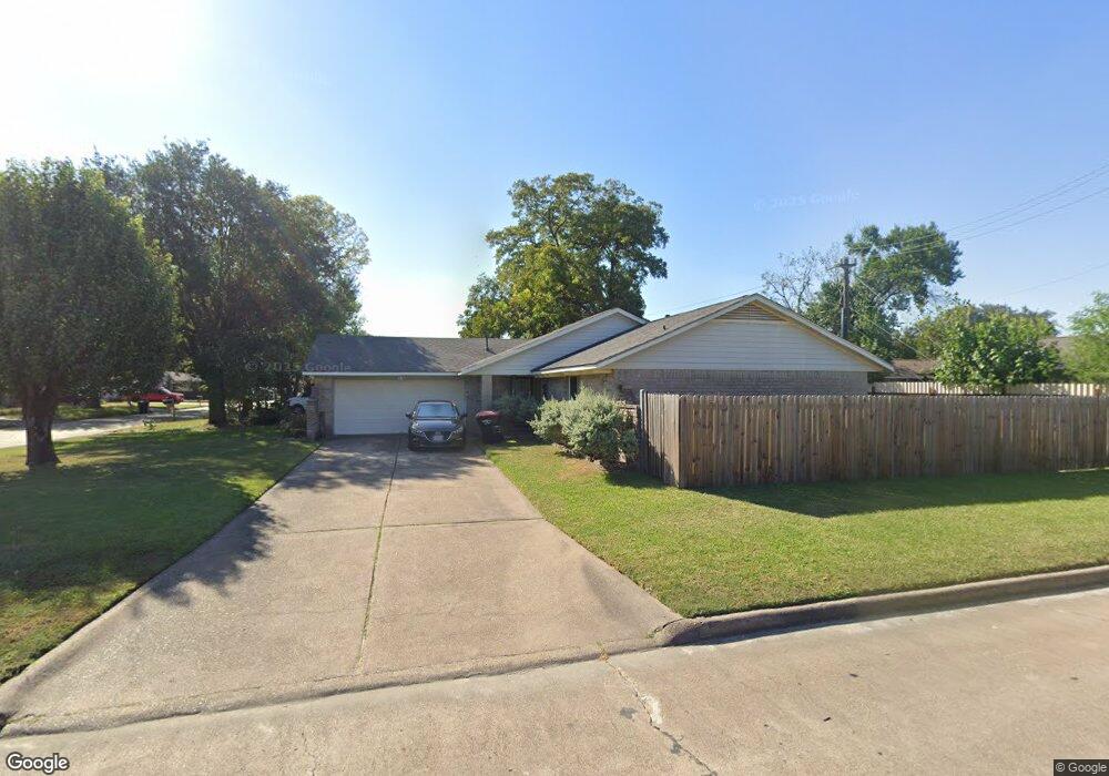 902 Pilot Point Dr, Houston, TX 77038 - photo 1
