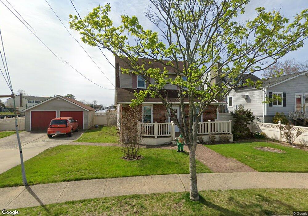 107 Ray St, Freeport, NY 11520 - photo 1