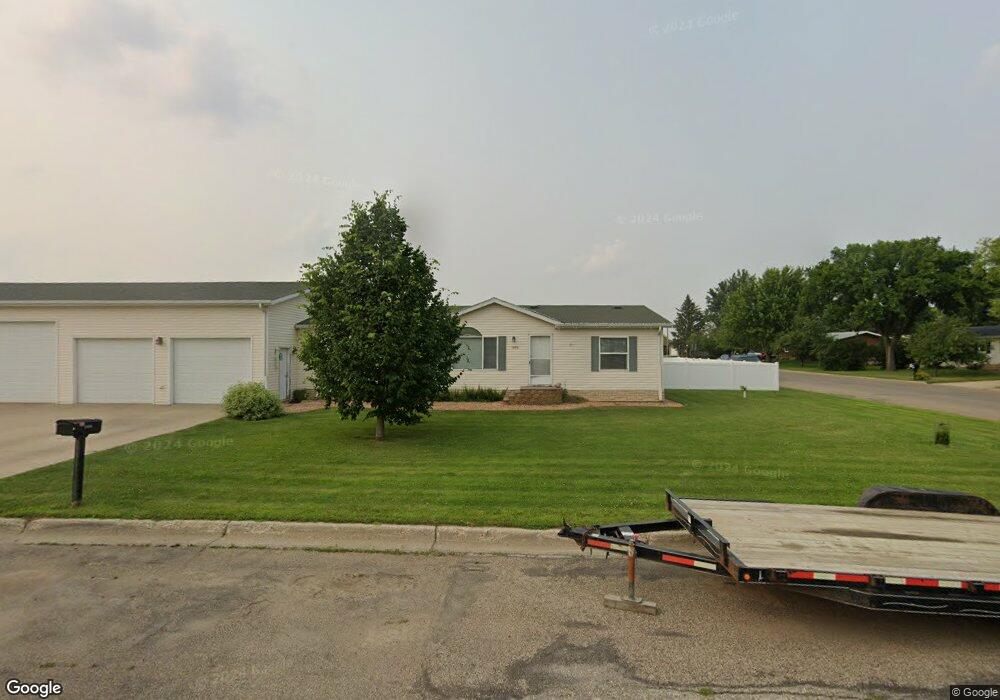 1406 11th St SW, Jamestown, ND 58401 - photo 1