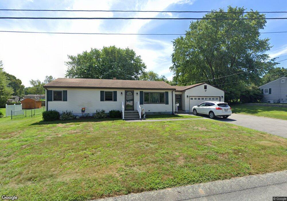 8 Meadow Rd, Westport, MA 02790 - photo 1