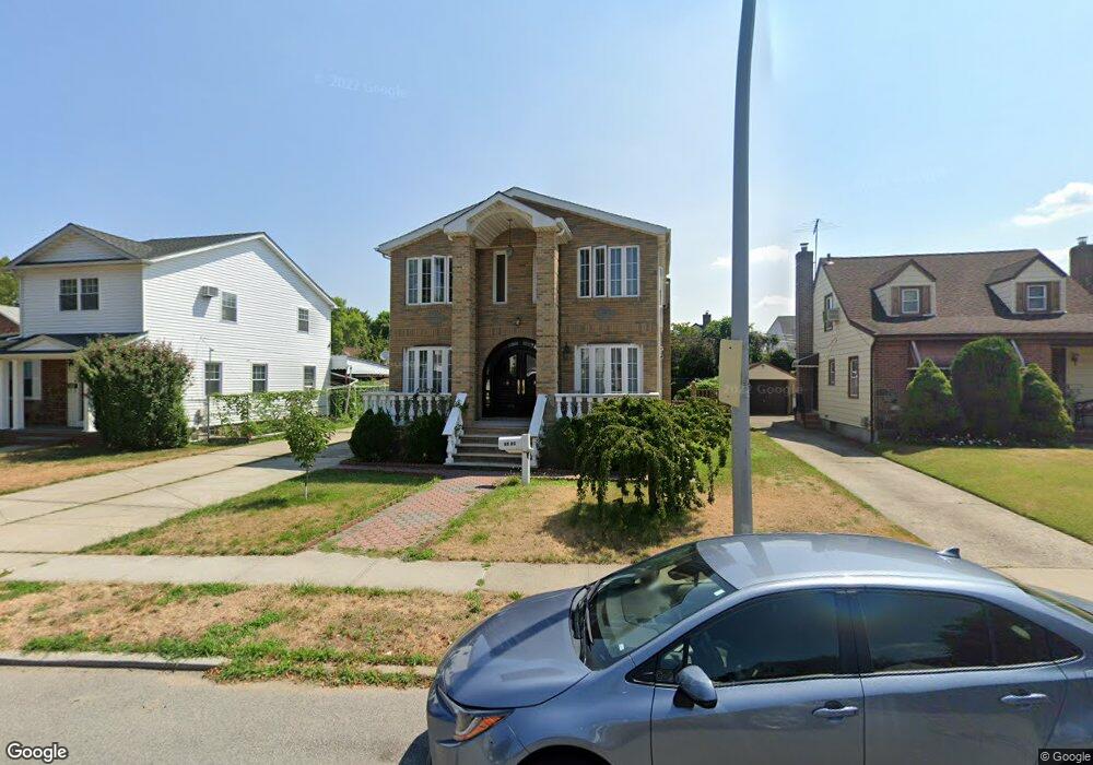 8509 247th St, Bellerose, NY 11426 - photo 1