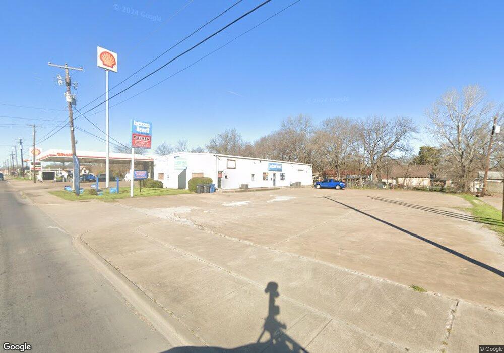 1612 W 7th Ave, Corsicana, TX 75110 - photo 1