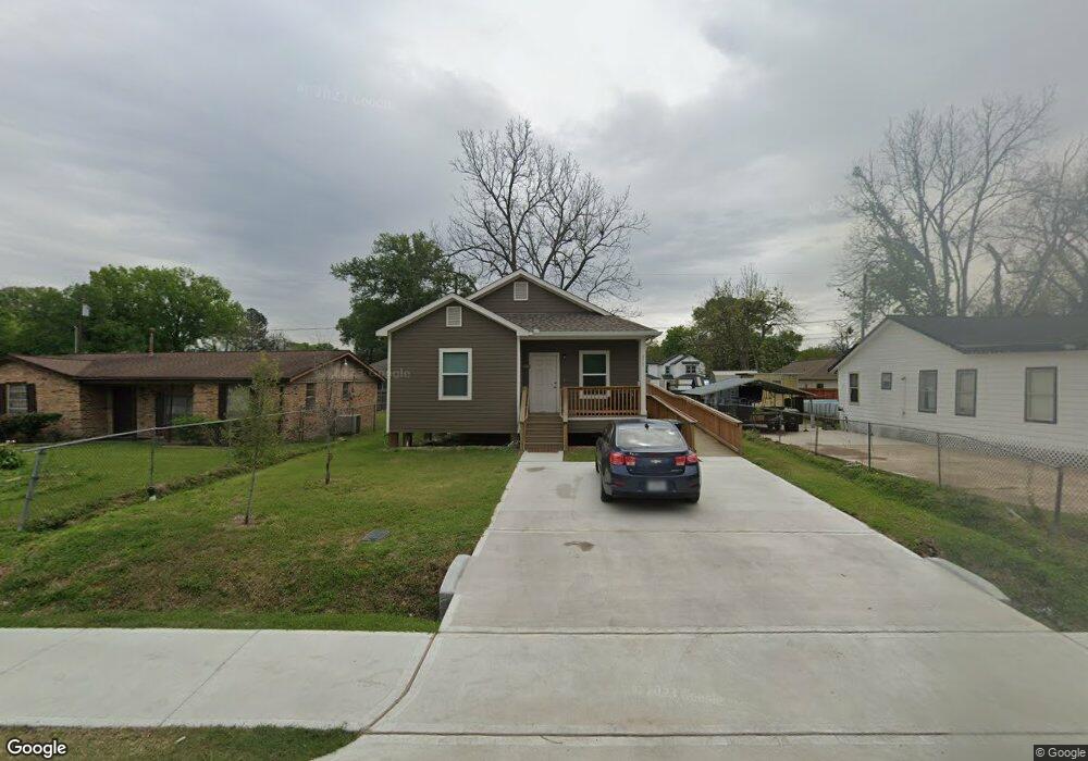 977 Marjorie St, Houston, TX 77088 - photo 1