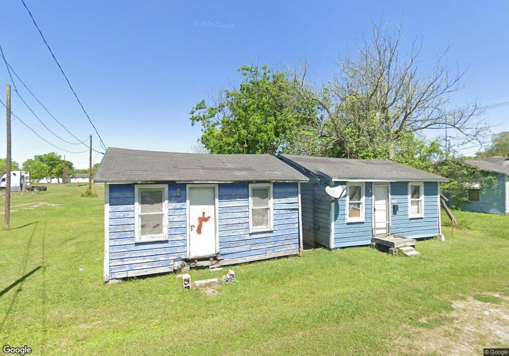 1017 Matthews St, Bay City, TX 77414 - photo 1