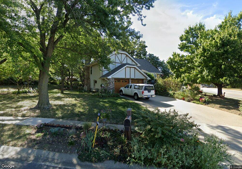 6302 Alden St, Shawnee, KS 66216 - photo 1