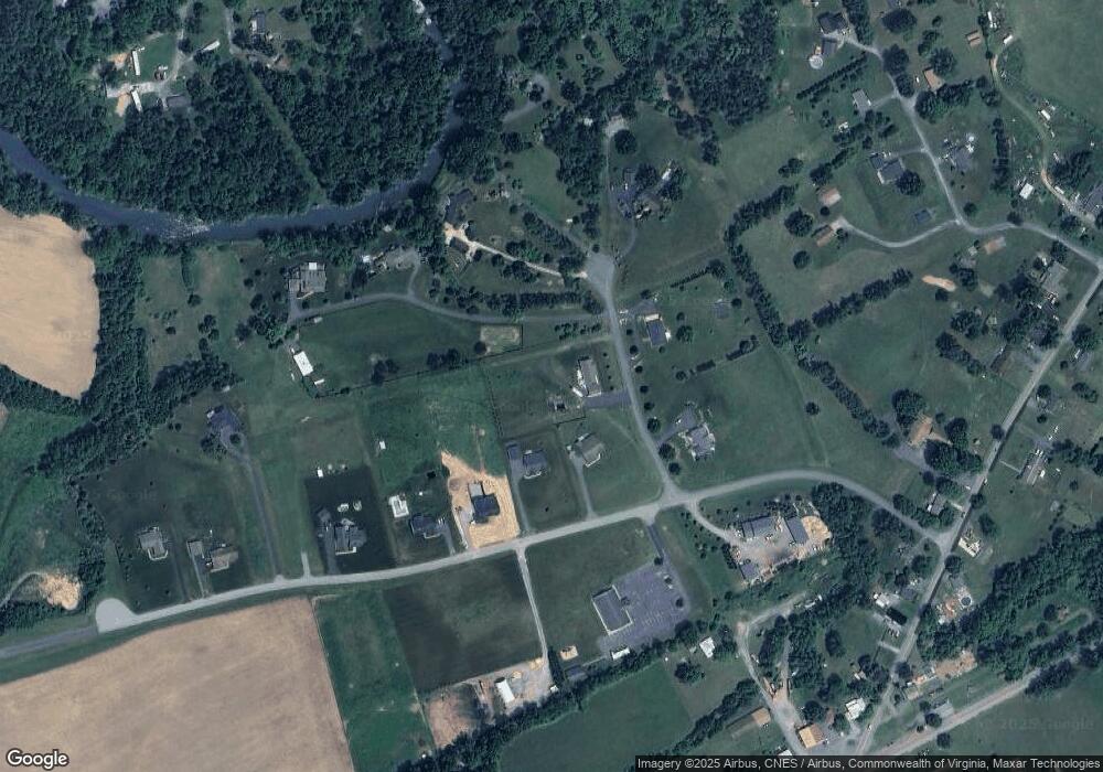 24 Kolb Cir, Waynesboro, VA 22980 - photo 1