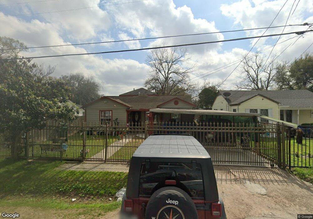 56 Fichter St, Houston, TX 77022 - photo 1