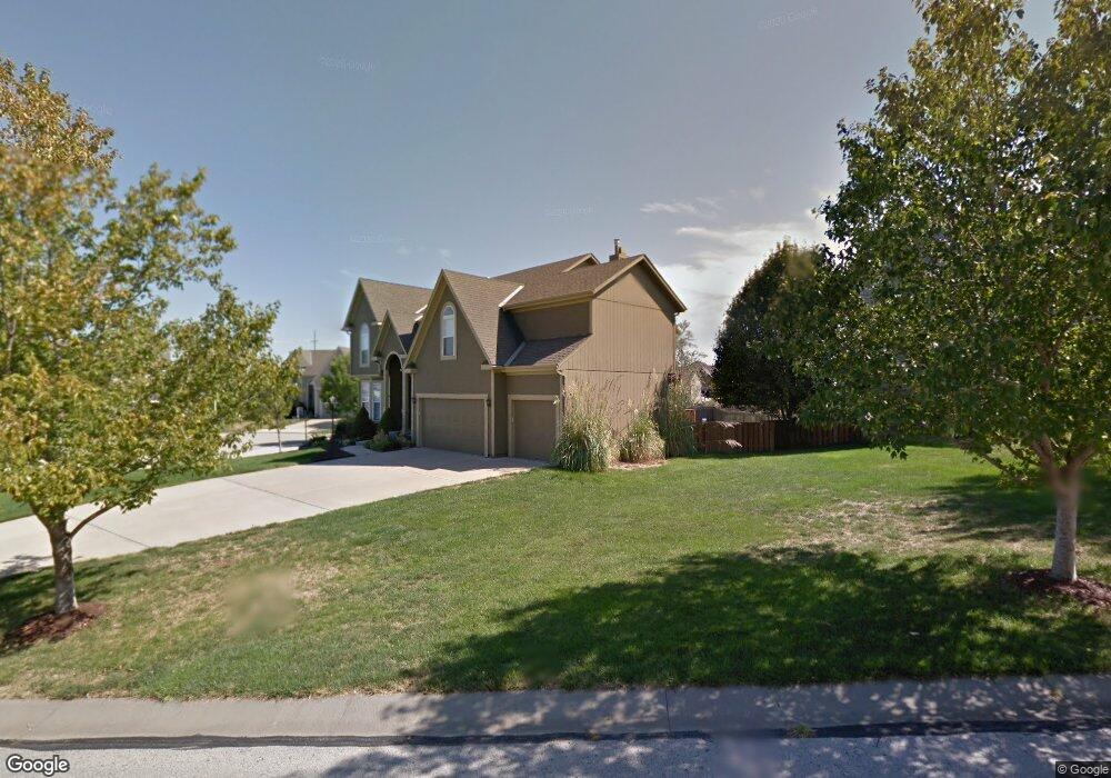 21521 W 99th St, Lenexa, KS 66220 - photo 1