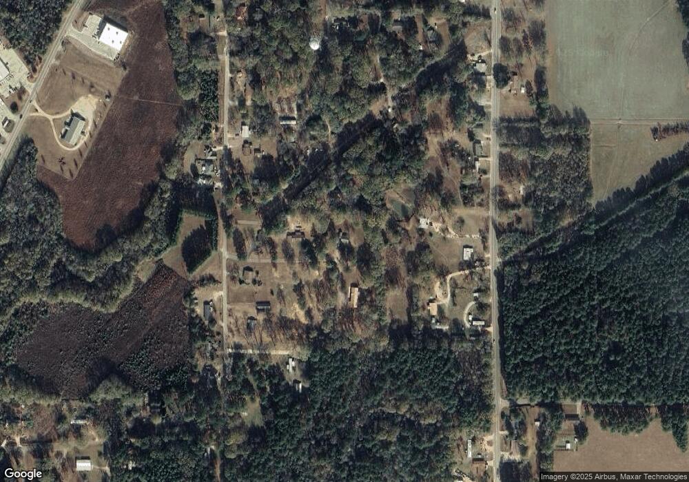 110 Sycamore St, Laurel, MS 39443 - photo 1