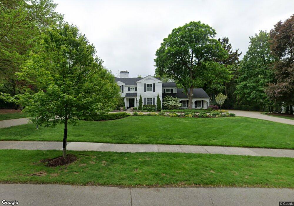 1564 N Glengarry Rd, Bloomfield Hills, MI 48301 - photo 1