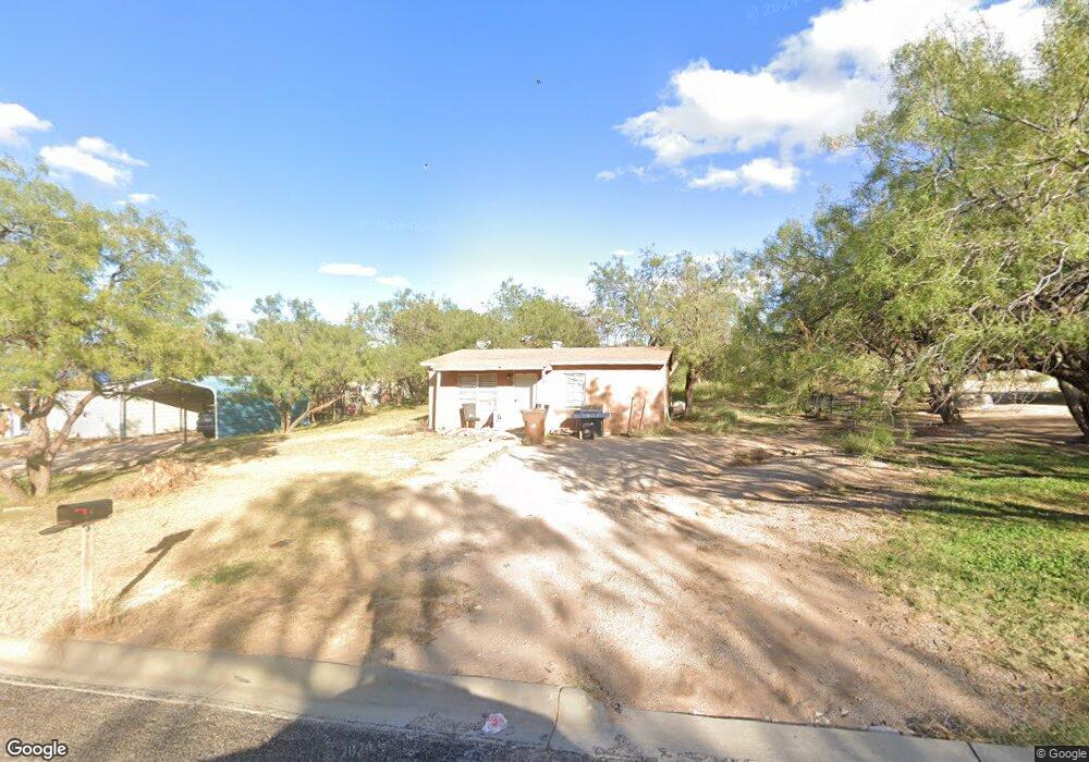 903 Abrams St, Big Spring, TX 79720 - photo 1