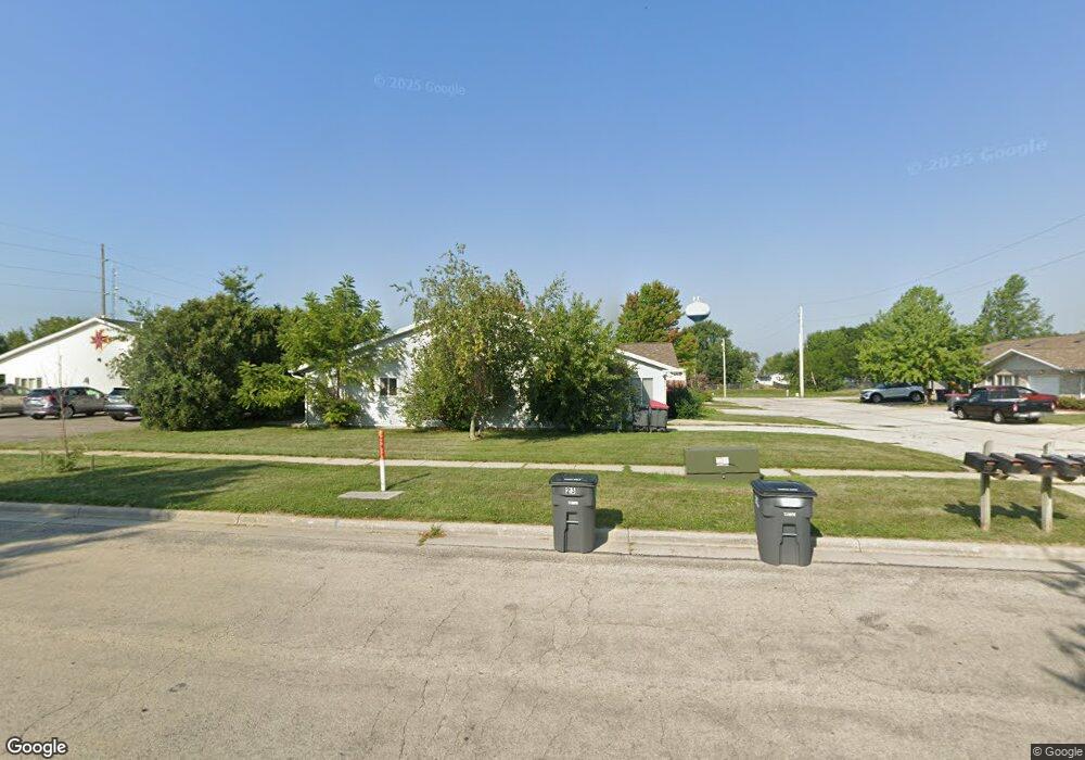 19 N Water St, Evansville, WI 53536 - photo 1