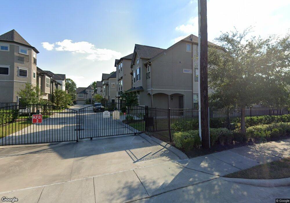 5123 W Lacey Garden Loop, Houston, TX 77018 - photo 1