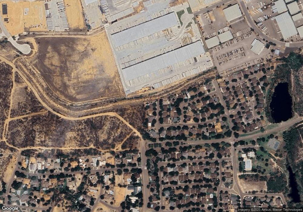 210 Blue Jay Ln, Laredo, TX 78045 - photo 1