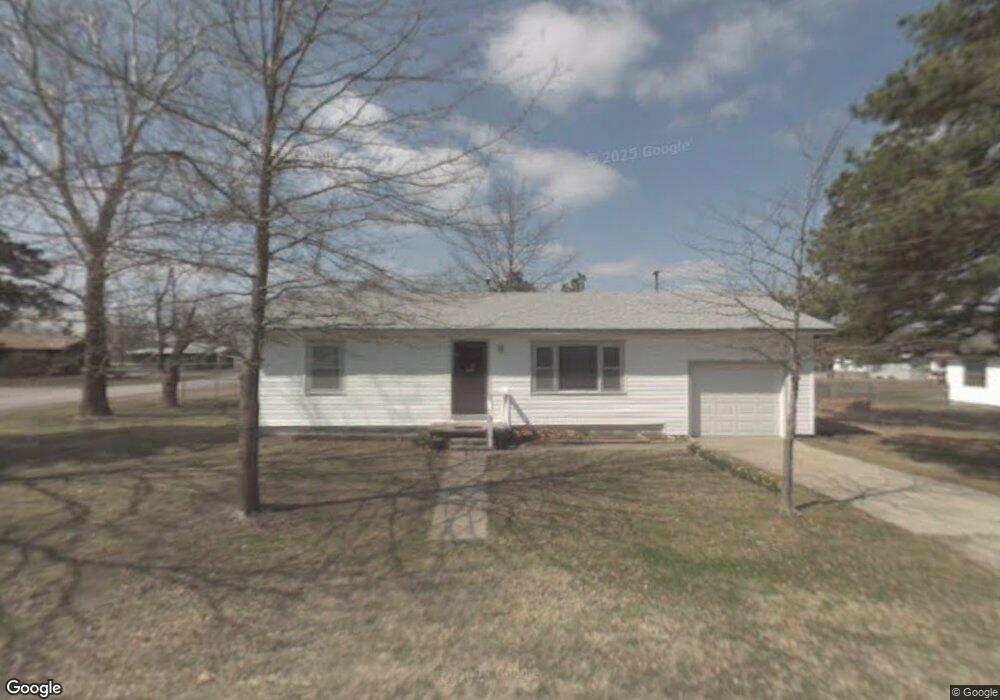 415 S Sycamore St, Locust Grove, OK 74352 - photo 1