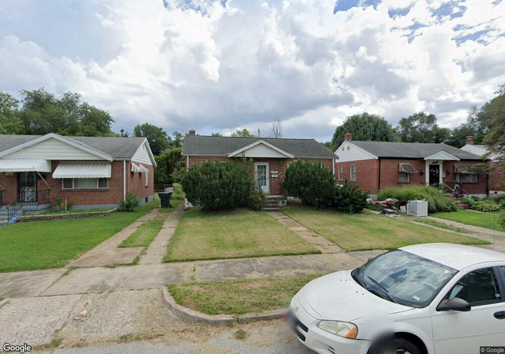 4524 Dryden Ave, Saint Louis, MO 63115 - photo 1