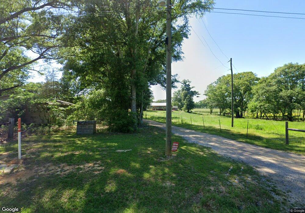 1037 Graves Rd, Ellisville, MS 39437 - photo 1