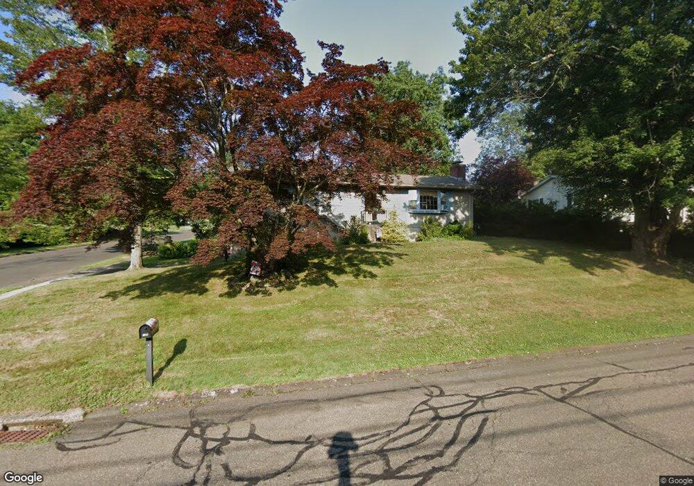 124 Somer Dr, Meriden, CT 06451 - photo 1