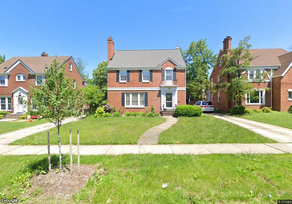 3495 Shannon Rd, Cleveland, OH 44118 - photo 1