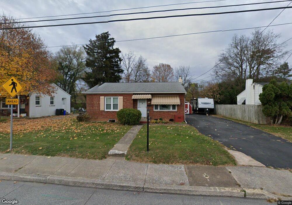 541 Lowther St, Lemoyne, PA 17043 - photo 1