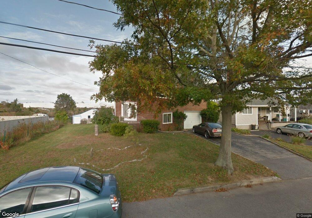 136 W Lake Dr, Lindenhurst, NY 11757 - photo 1