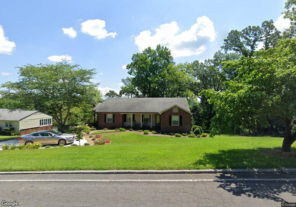 1017 E Lakeshore Dr, Dalton, GA 30720 - photo 1