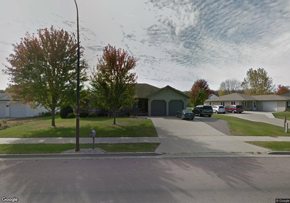 2409 N Broadway St, New Ulm, MN 56073 - photo 1