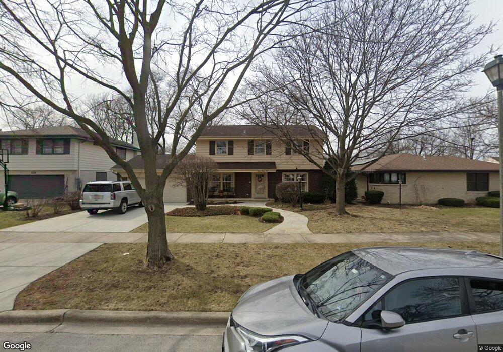 822 S Kent Ave, Elmhurst, IL 60126 - photo 1