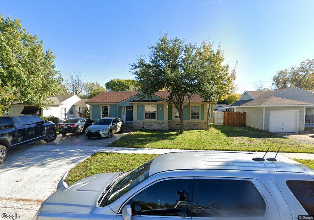 1017 SW 5th St, Grand Prairie, TX 75051 - photo 1