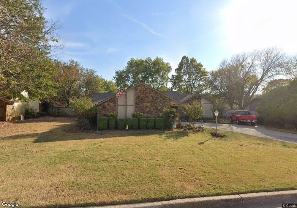 1405 W Fredericksburg St, Broken Arrow, OK 74011 - photo 1