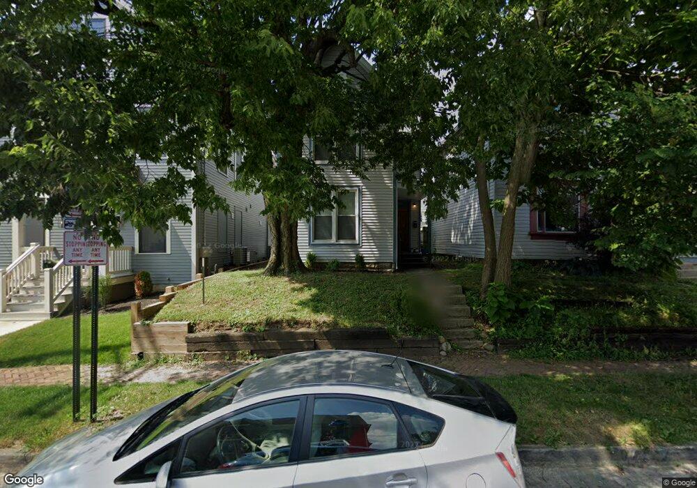 526 W 2nd Ave, Columbus, OH 43201 - photo 1