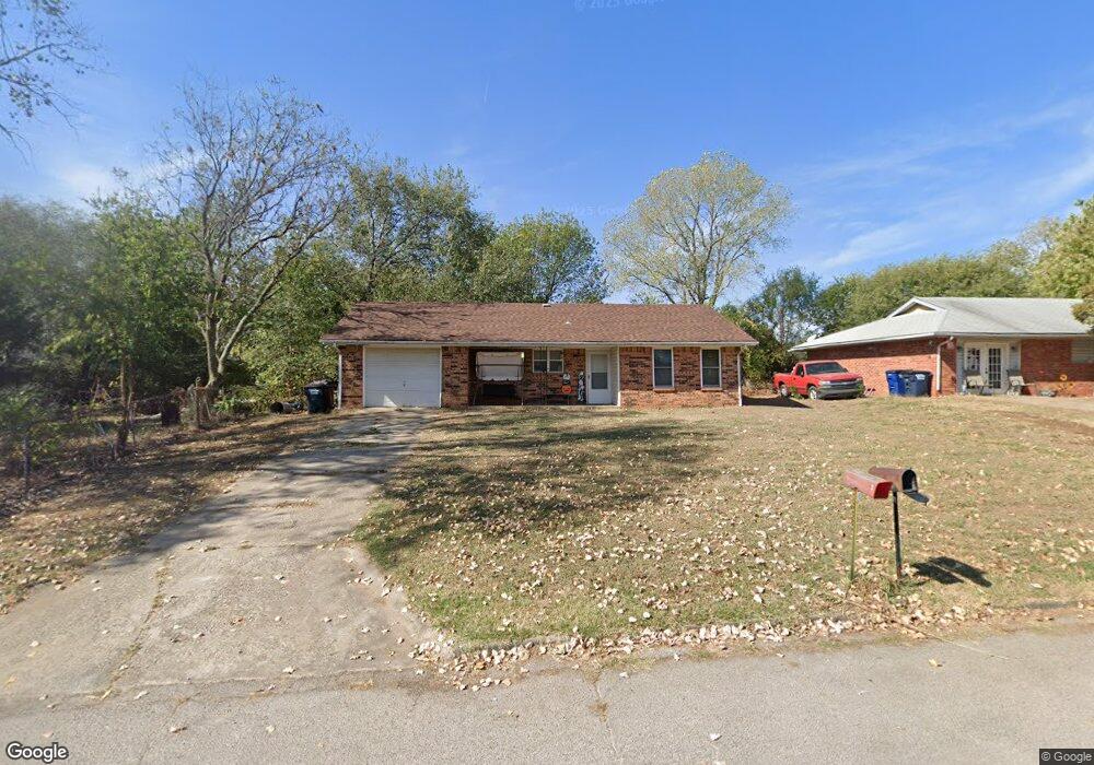 316 Butler Dr, Shawnee, OK 74804 - photo 1