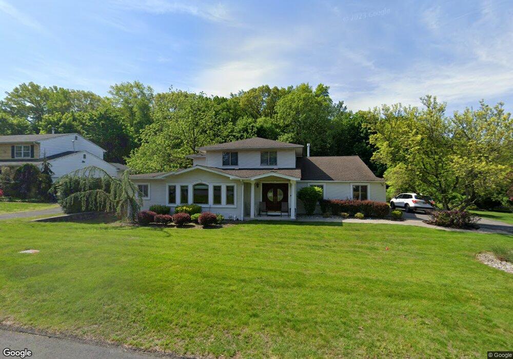 5 Macintosh Ln, Monsey, NY 10952 - photo 1